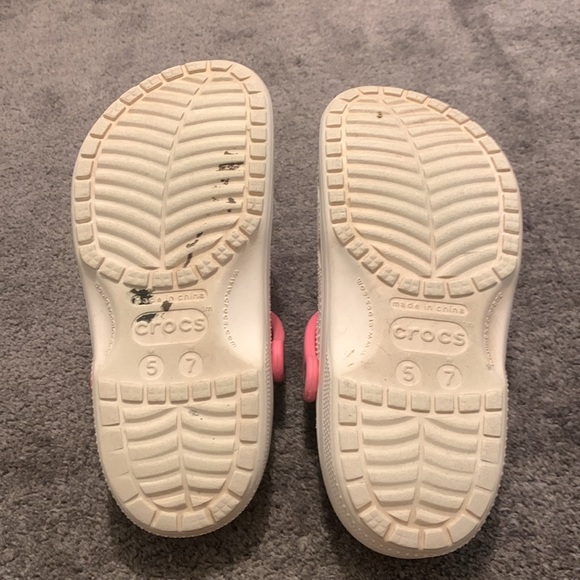White crocs with jibits - Picture 5 of 5
